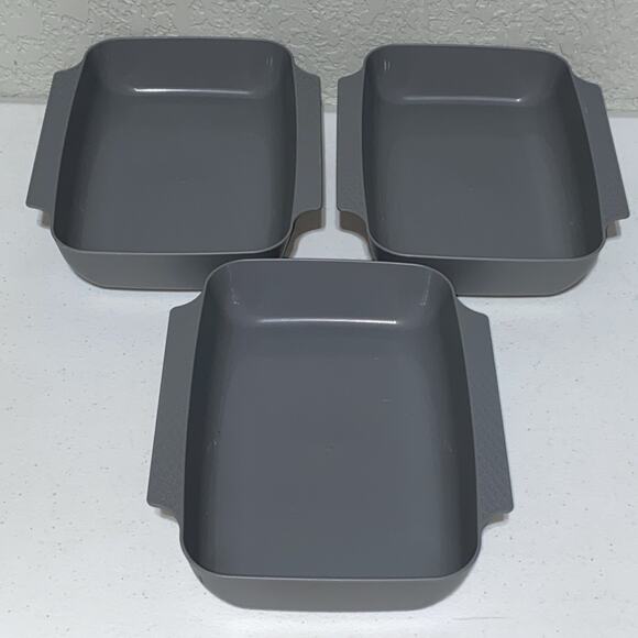 Pampered Chef Coating Trays Only Set Of 3 Gray Nesting Plastic Rectangle 9.5x6” - Picture 1 of 7